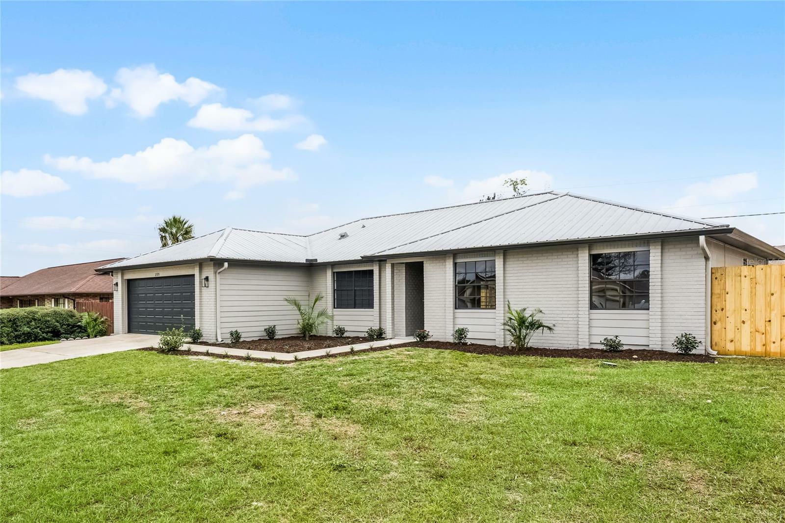 Property Photo:  2335 Montano Street  FL 32738 