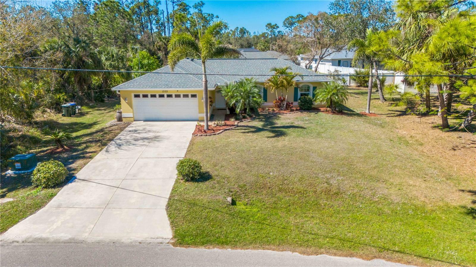Property Photo:  1333 Mendavia Terrace  FL 34286 