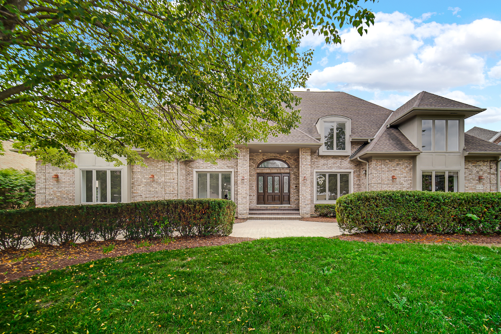 Property Photo: 10639 Misty Hill Road IL 60462
