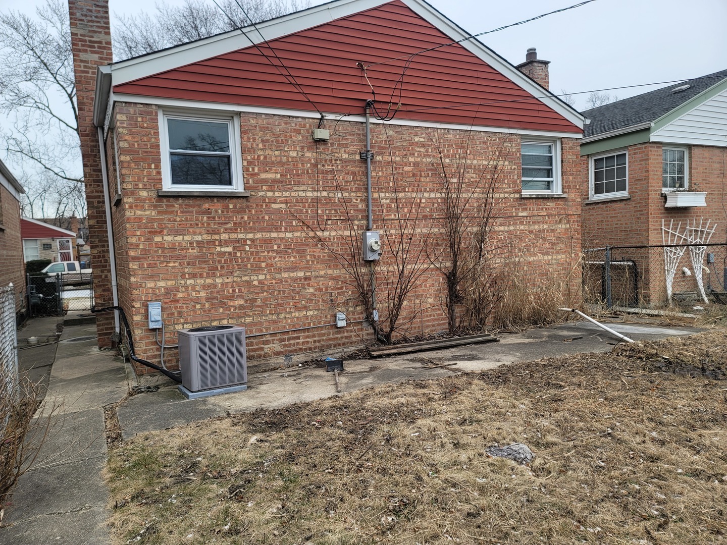 Property Photo:  12432 S Honore Street  IL 60827 