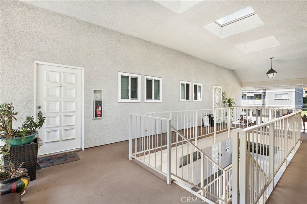 Property Photo:  654 Avenida Sevilla O  CA 92637 