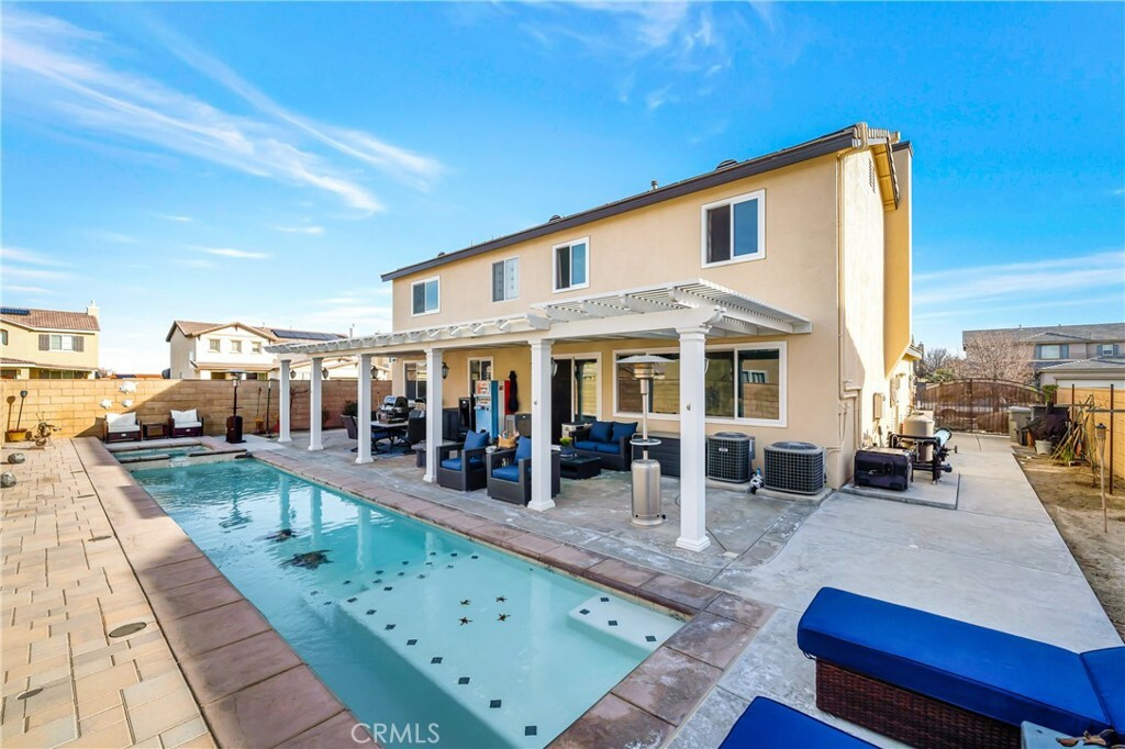 Property Photo: 2333 Bavarian Avenue CA 93560