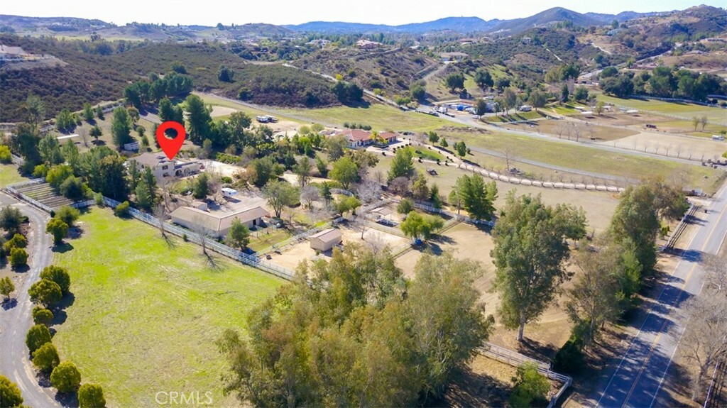 38510 Calle De Lobo  Murrieta CA 92562 photo