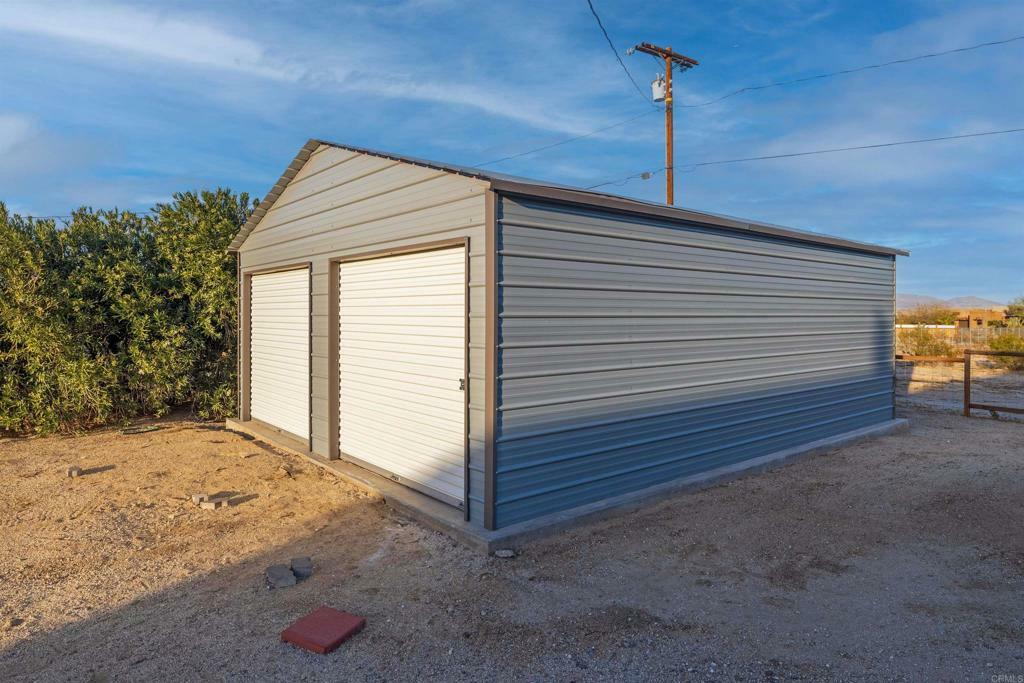 Property Photo: 2731 Frying Pan CA 92004