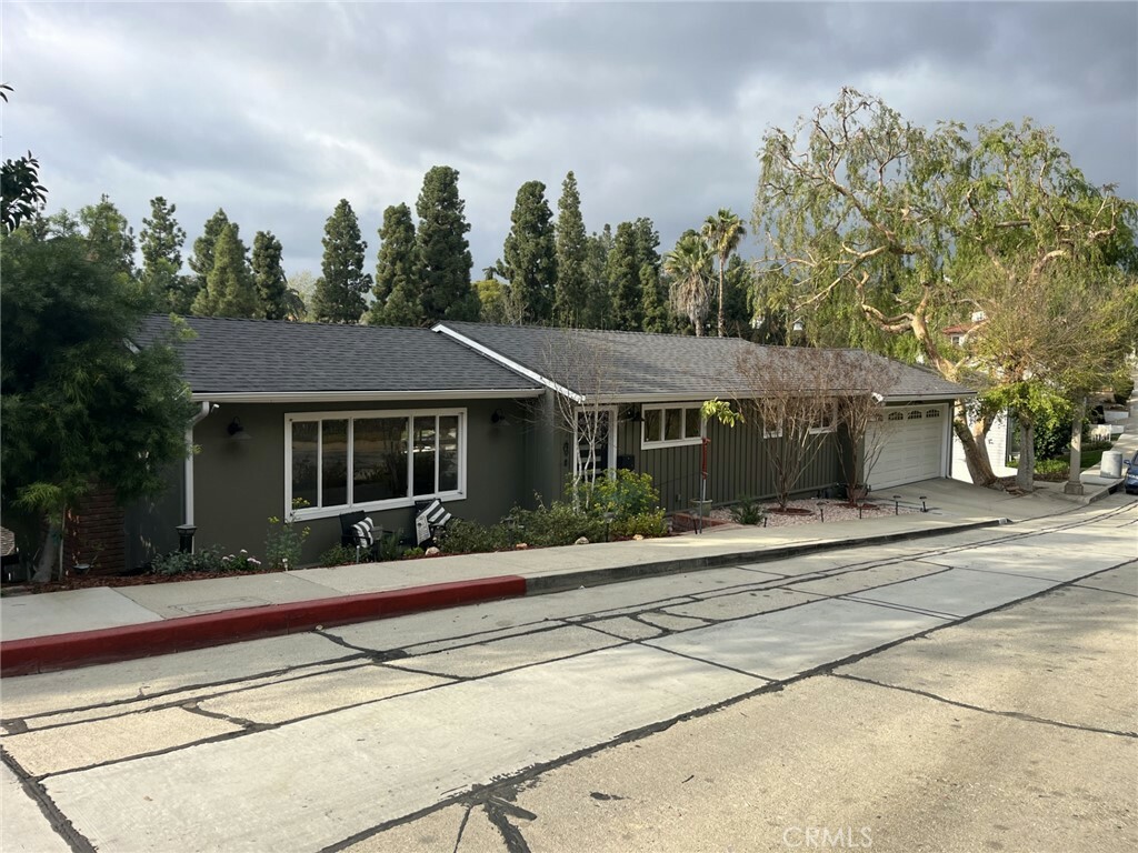 Property Photo:  6769 Hillside Lane  CA 90602 