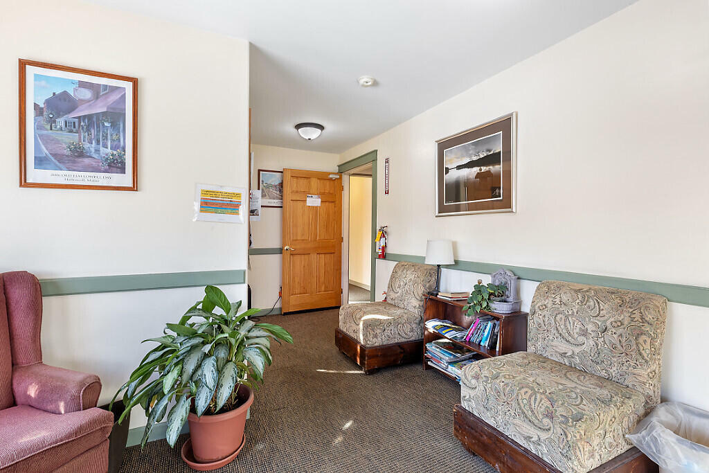 Property Photo: 6 Stoddard Lane ME 04347