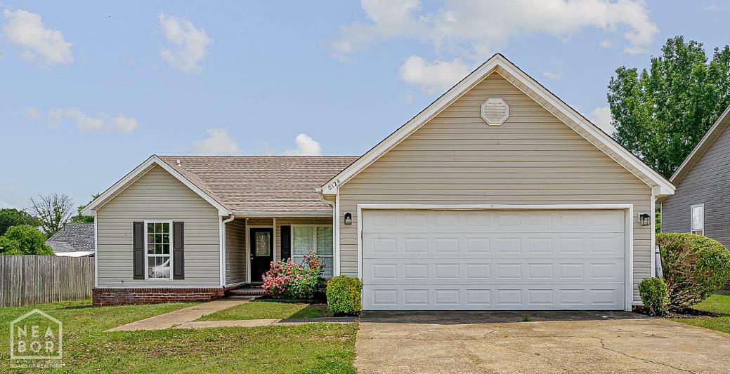 Property Photo: 2124 Manchester Drive AR 72405
