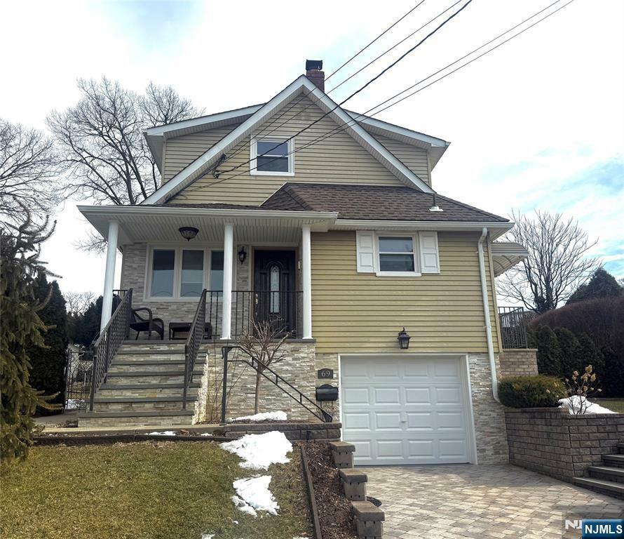 Property Photo:  69 Carlyle Court 2  NJ 07072 