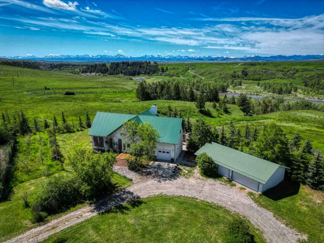 Property Photo: 8416 Rge Rd 1-3 AB T0K 0P0