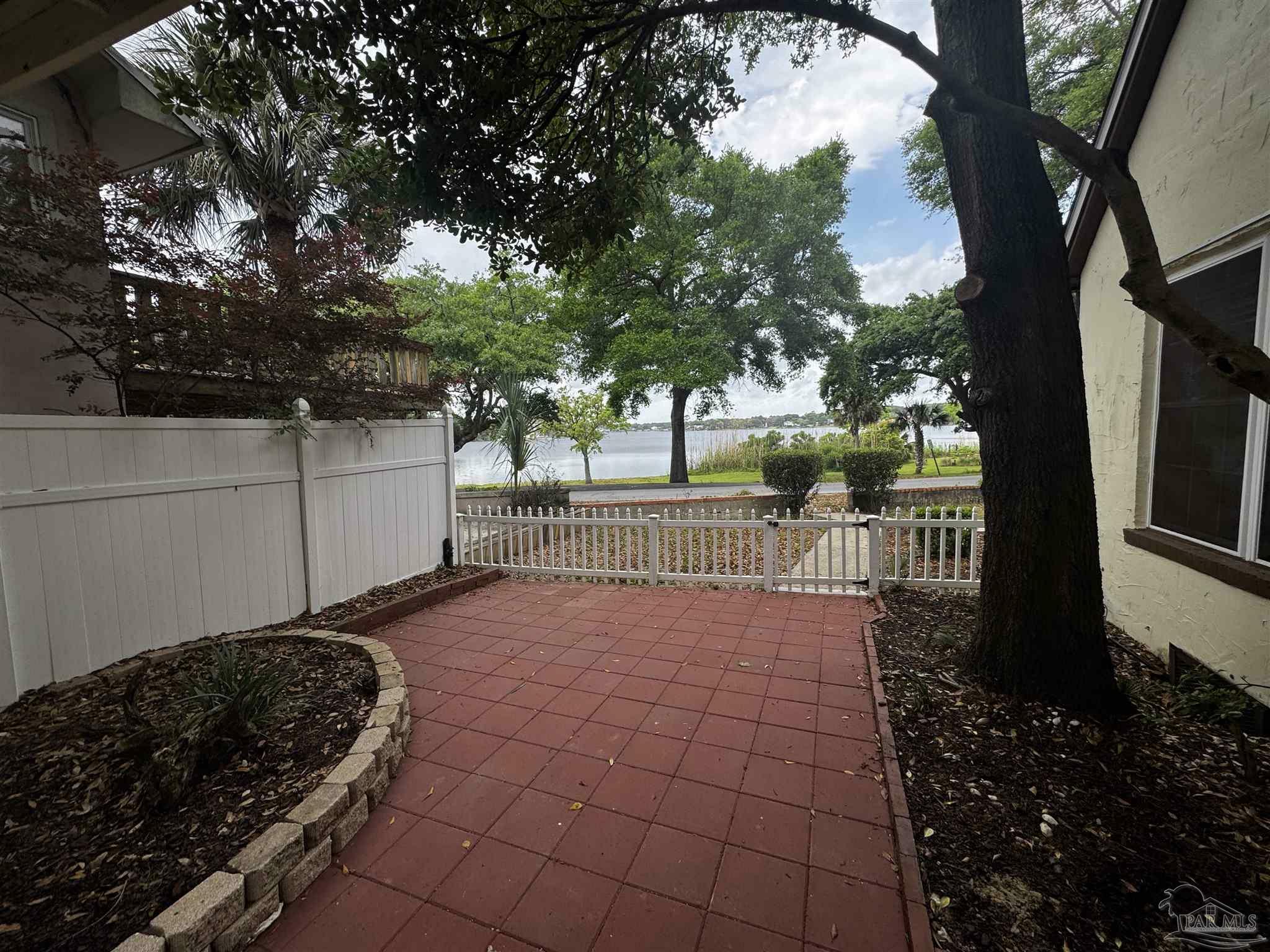 900 Bayou Blvd  Pensacola FL 32503 photo