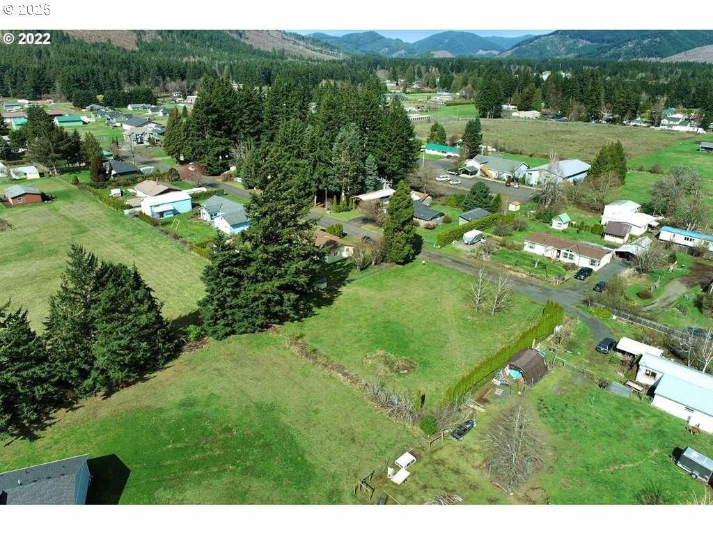 Property Photo:  132 Short Run Rd  WA 98610 