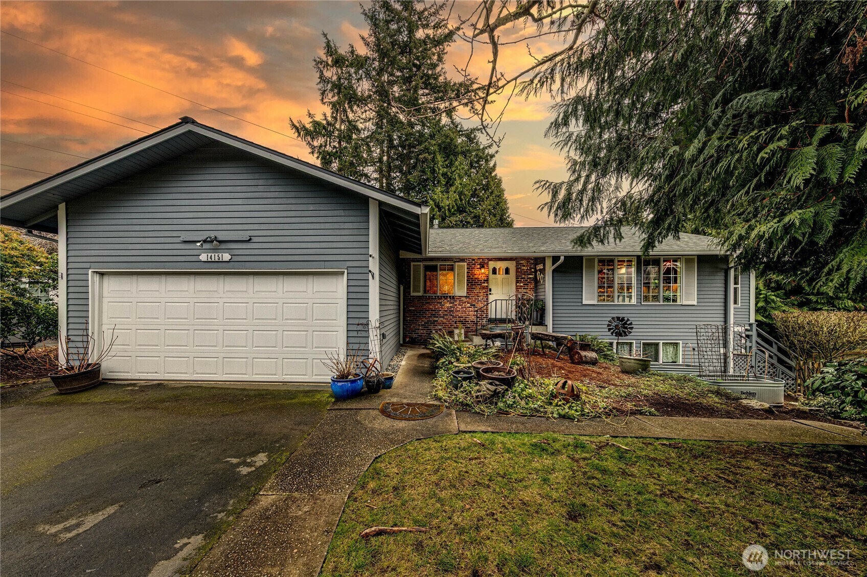 14151  123rd Avenue NE  Kirkland WA 98034 photo