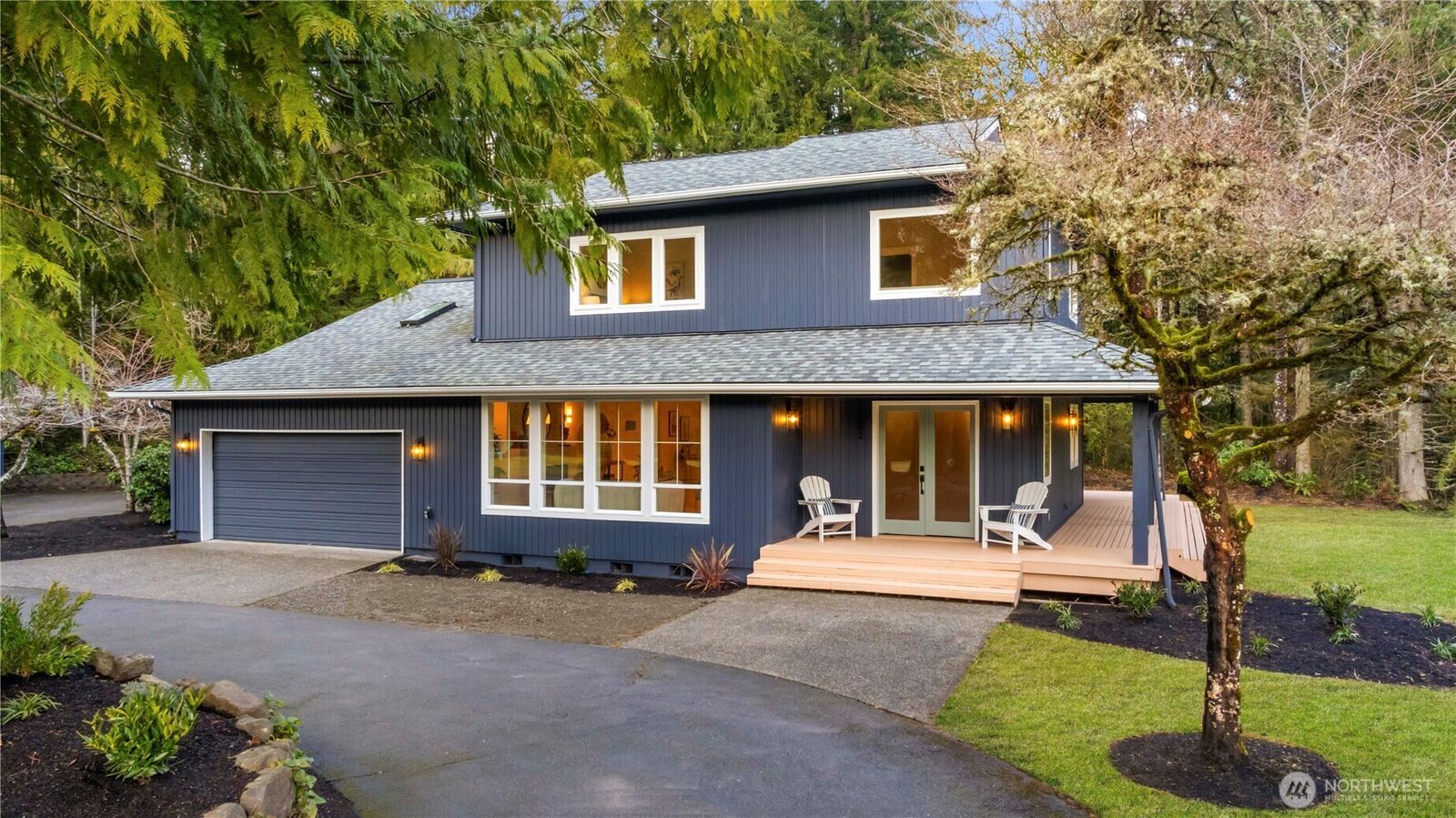 Property Photo: 17302 270th Avenue SE WA 98027