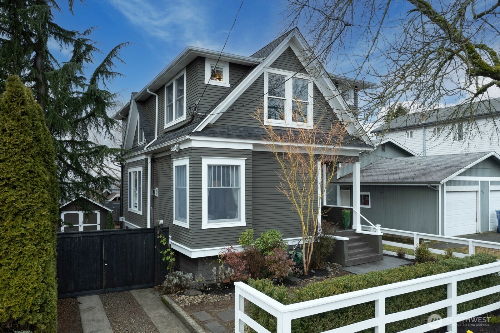 Property Photo:  855  20th Avenue S  WA 98144 