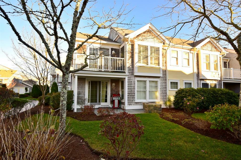 Property Photo:  20 Narragansett Avenue 404  RI 02882 