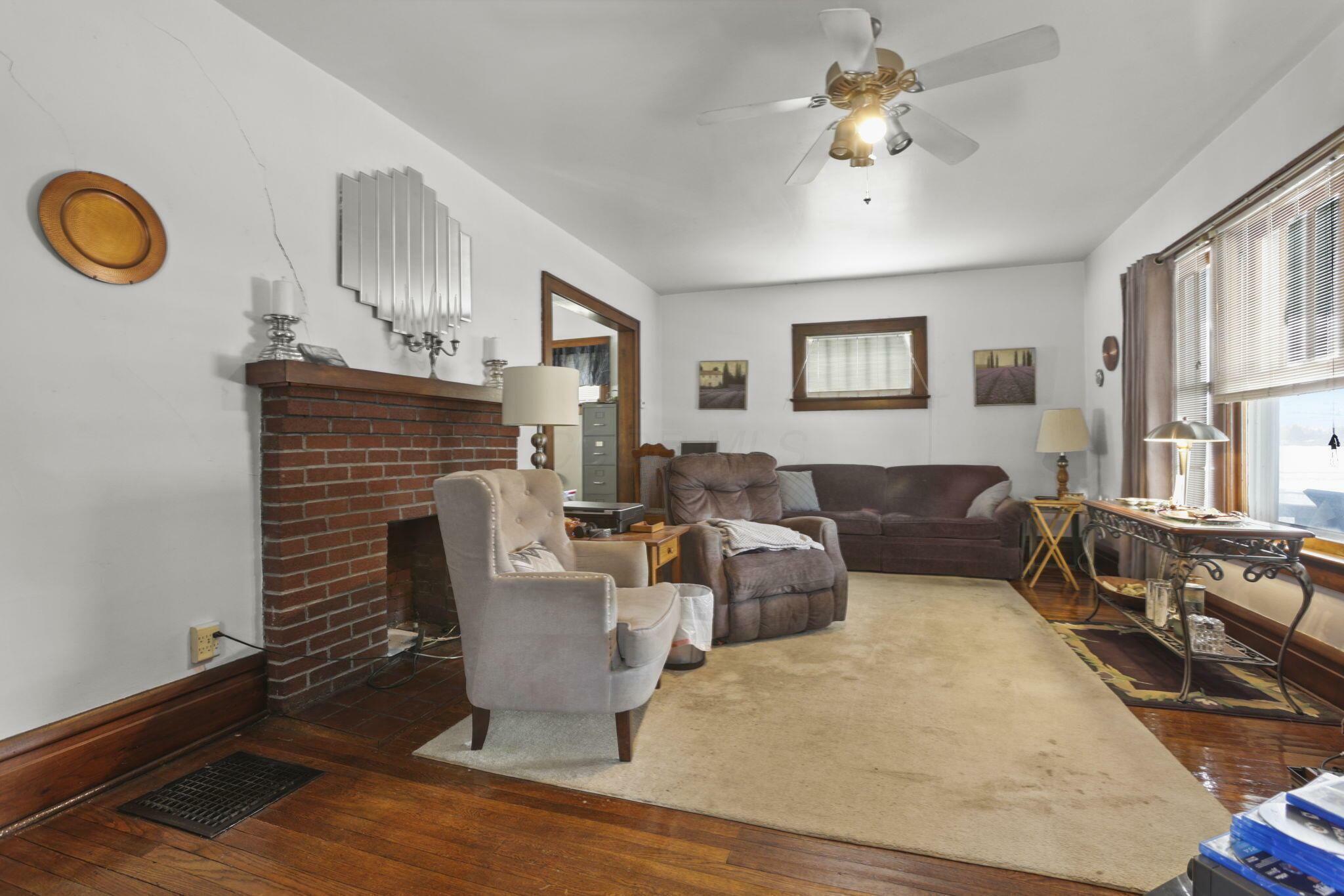 Property Photo:  594 N 21st Street  OH 43055 