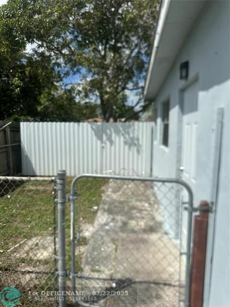 Property Photo:  6541 Miramar Pkwy  FL 33023 