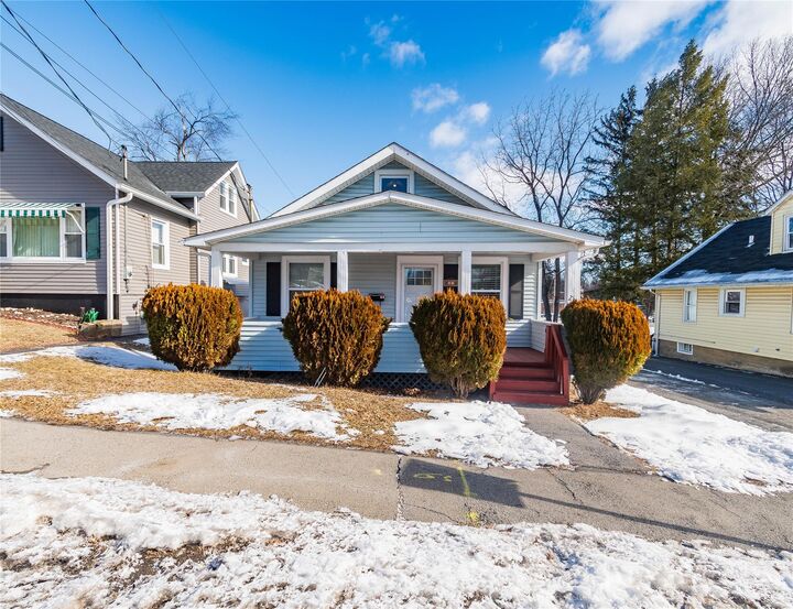 21 Bedford Avenue  Middletown NY 10940 photo