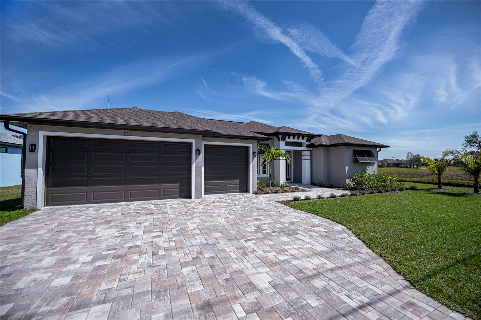 Property Photo: 855 Rotonda Circle FL 33947