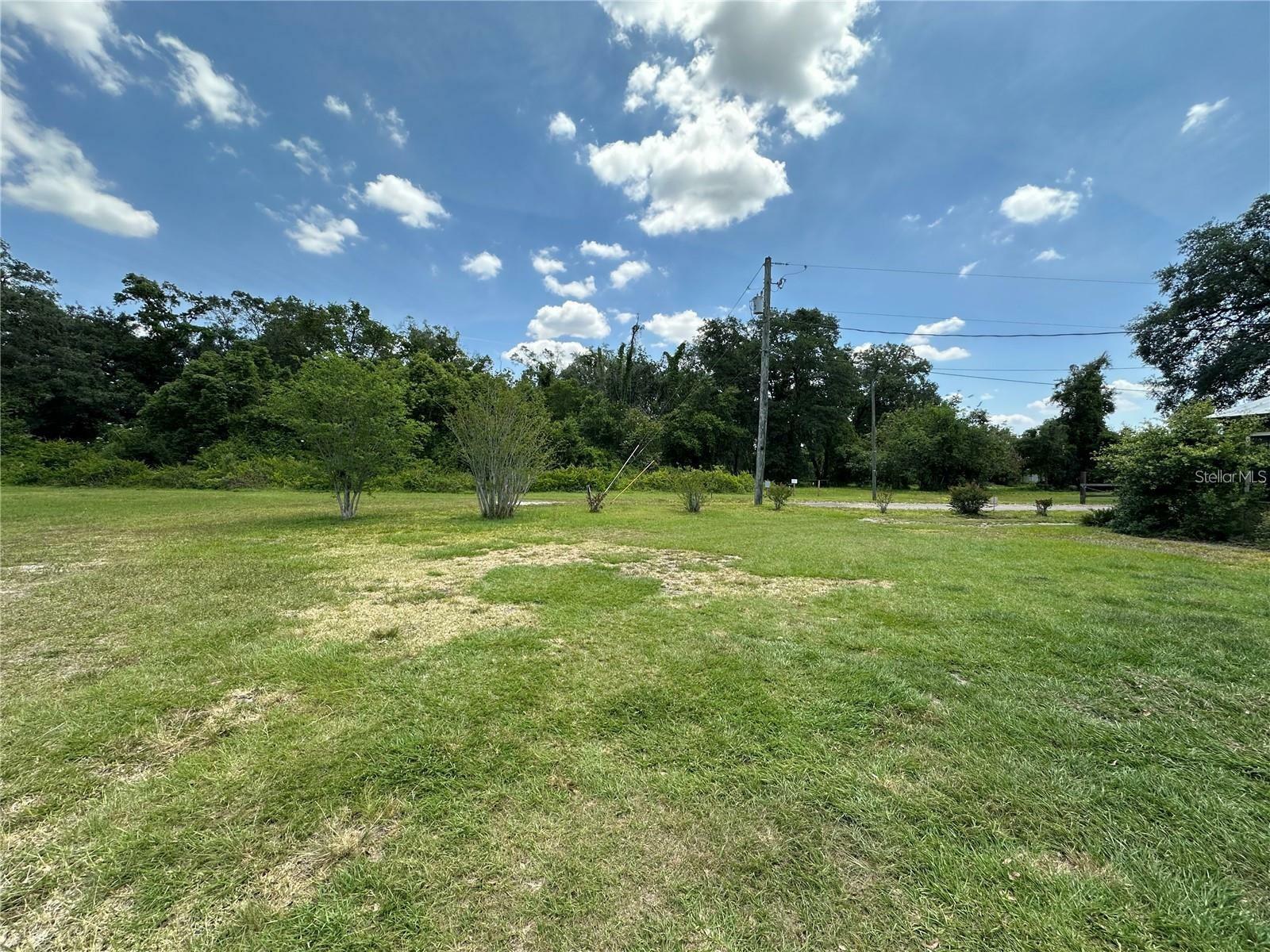 Property Photo: 5610 N Habana Avenue FL 33614