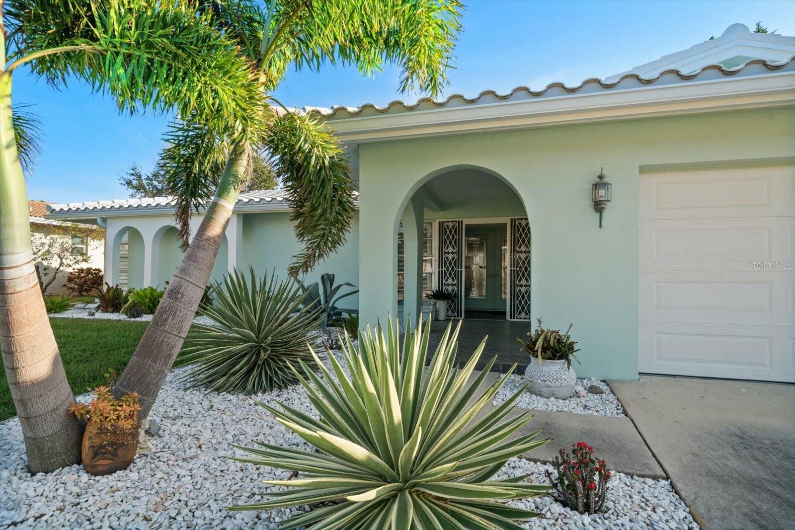 Property Photo:  14484 Neptune Road  FL 33776 