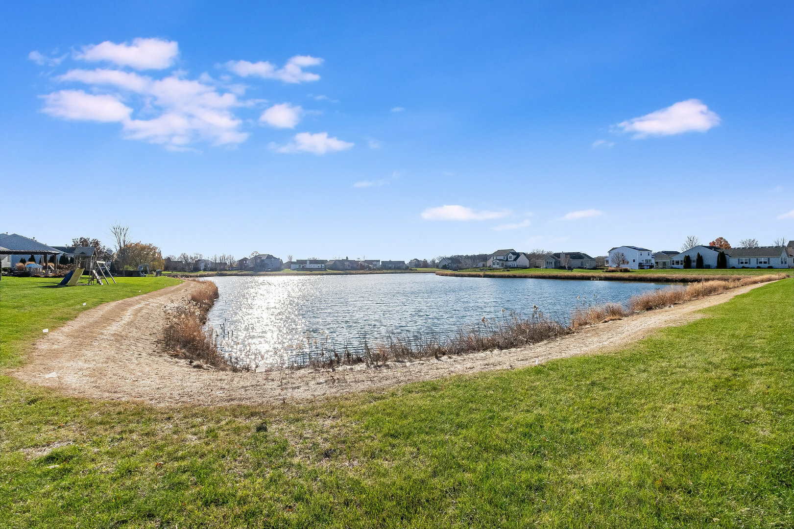 Property Photo:  1101 W Northwind Drive  IL 60548 