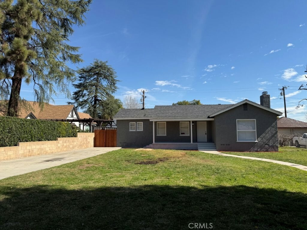 Property Photo: 3015 Serrano Road CA 92405