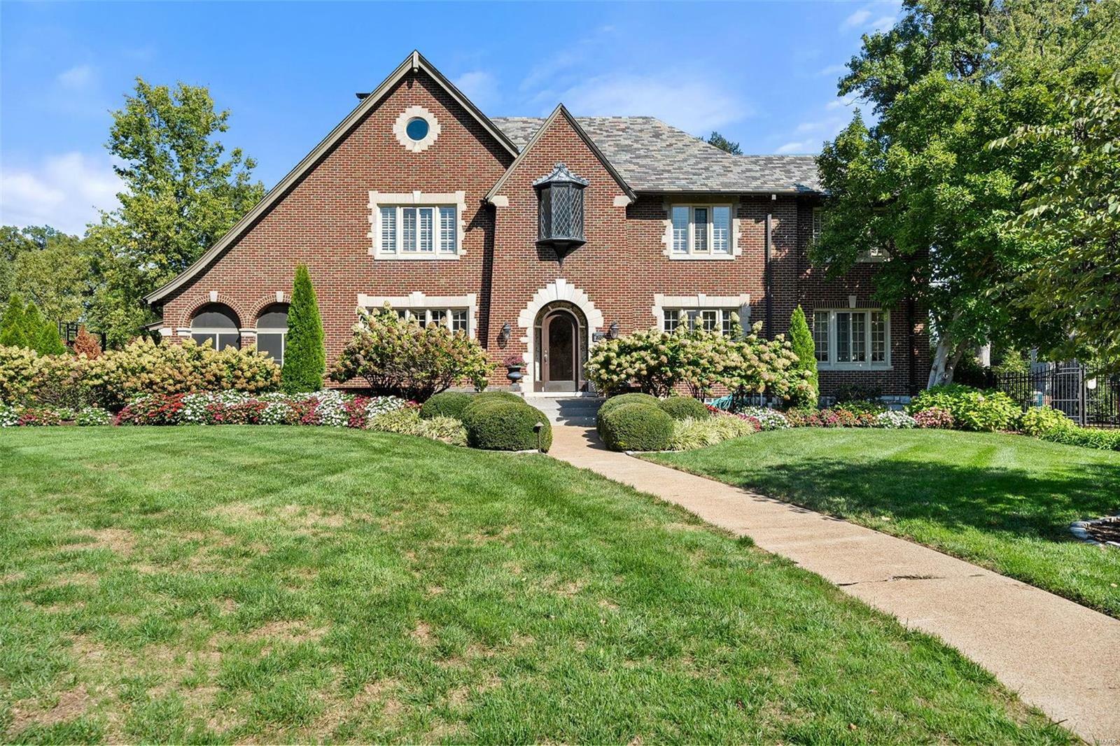 Property Photo:  7355 Westmoreland Drive  MO 63130 