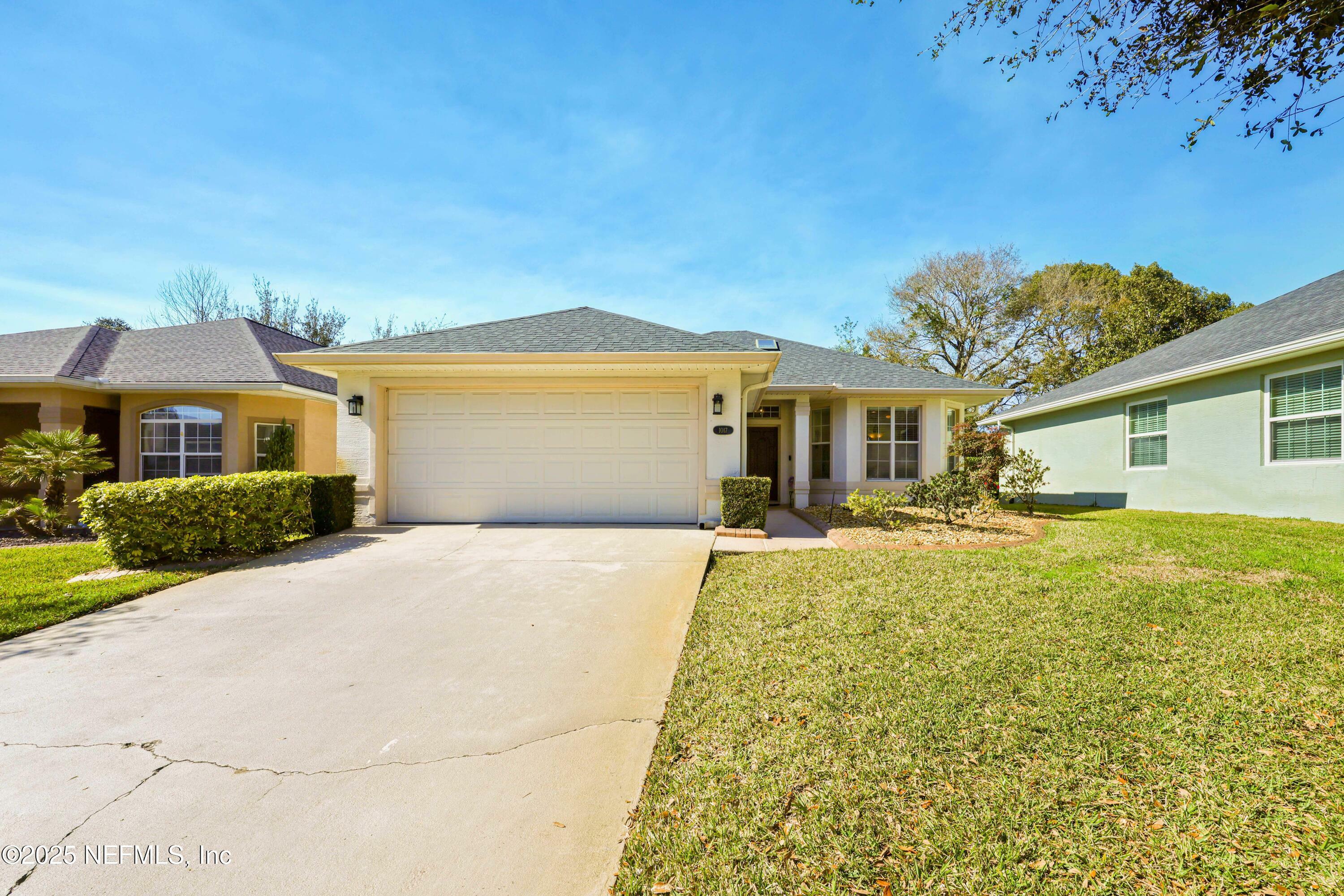 Property Photo:  1017 Ridgewood Lane  FL 32086 