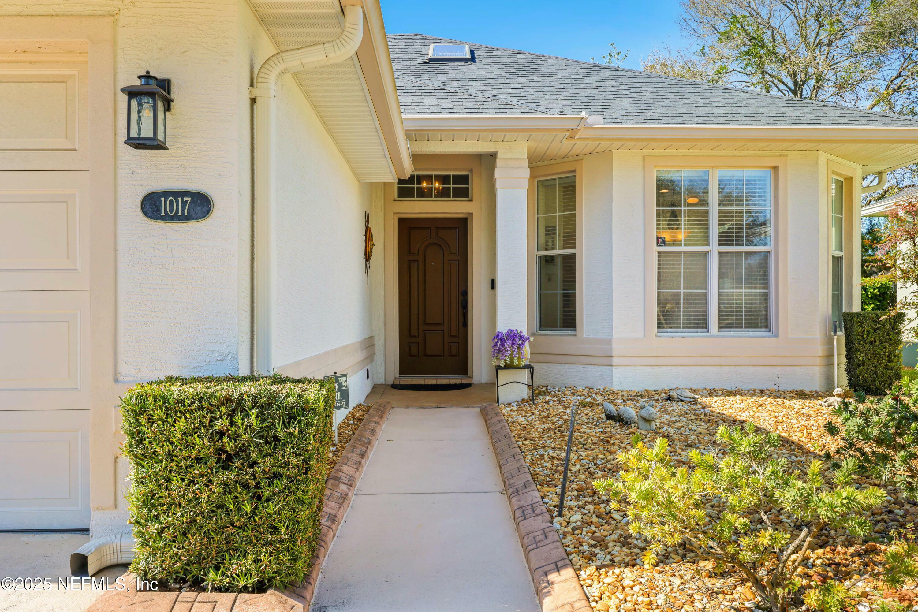 Property Photo: 1017 Ridgewood Lane FL 32086