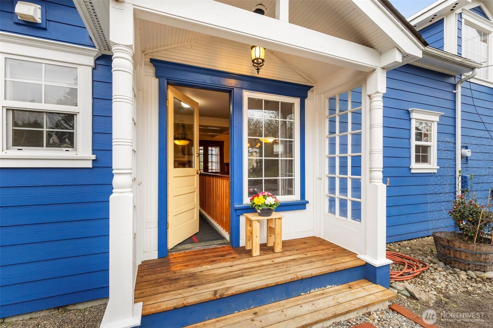 Property Photo:  300  Discovery Road  WA 98368 