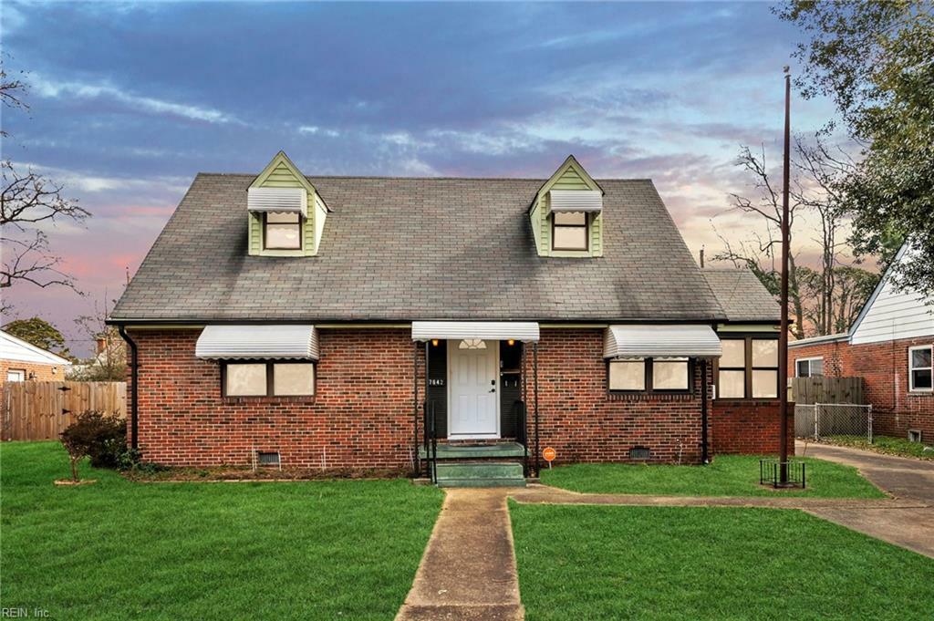 Property Photo: 7642 Newport Ave VA 23505