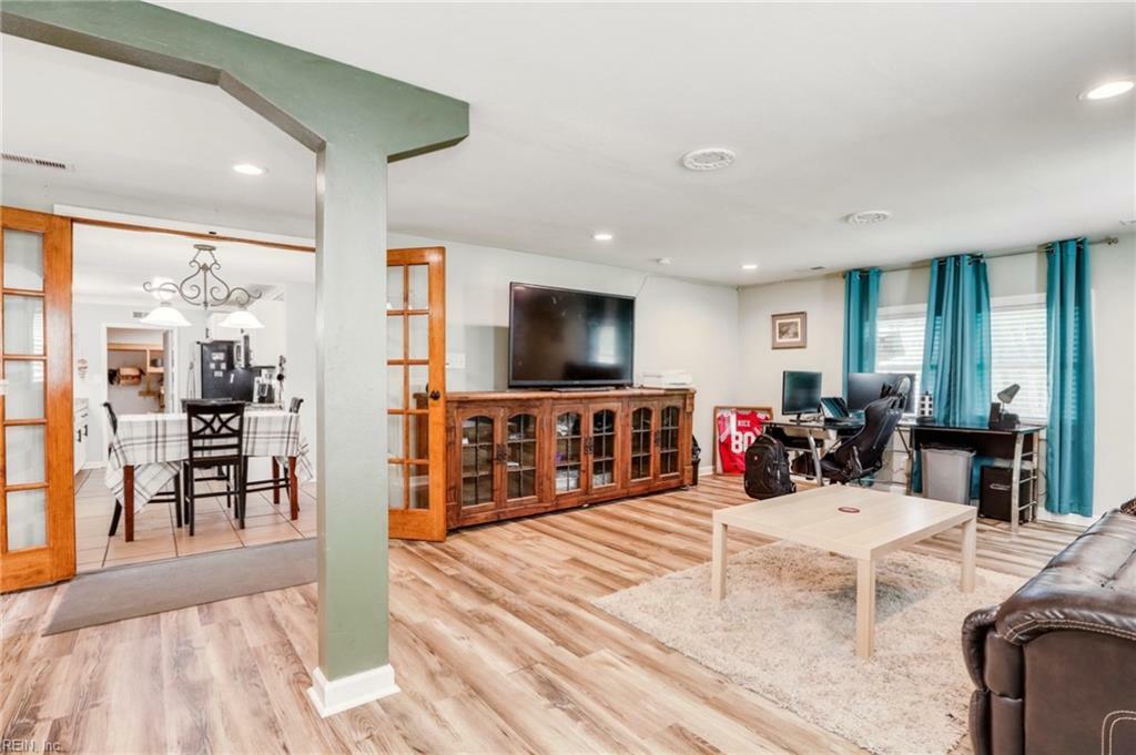 Property Photo: 3521 Tidewater Dr VA 23509