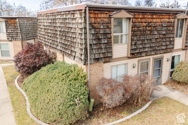 Property Photo: 88 W 50 S V-1 UT 84014