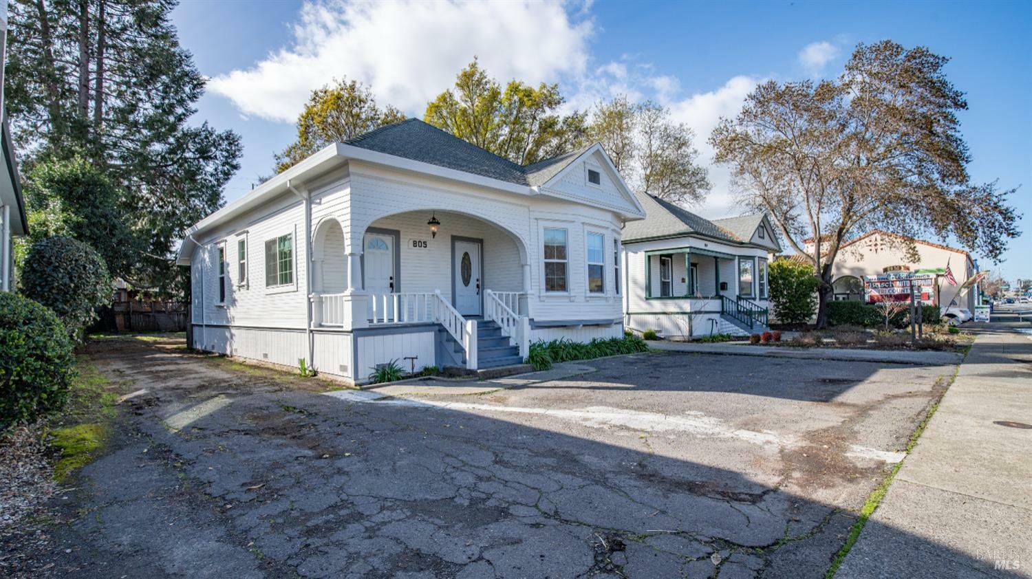 Property Photo:  805 Petaluma Boulevard  CA 94952 