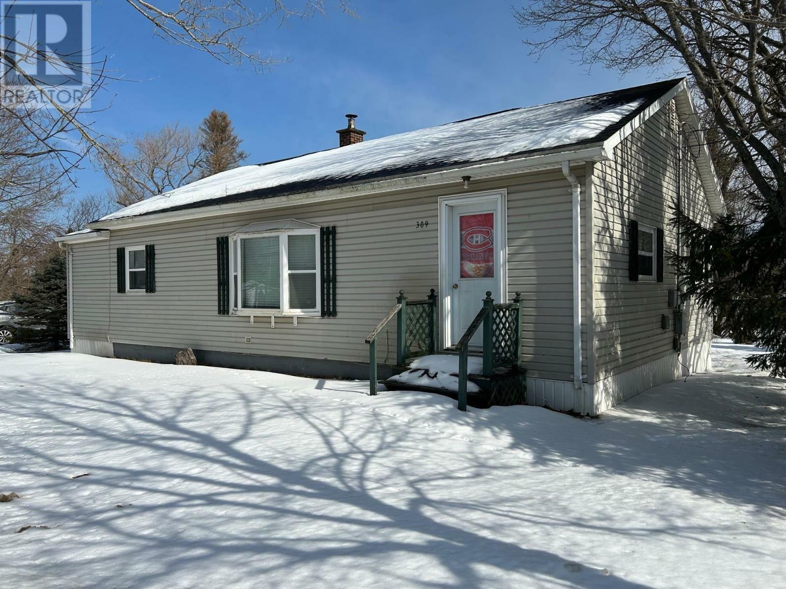 Property Photo: 309 Truro Heights Road NS B6L 1X5