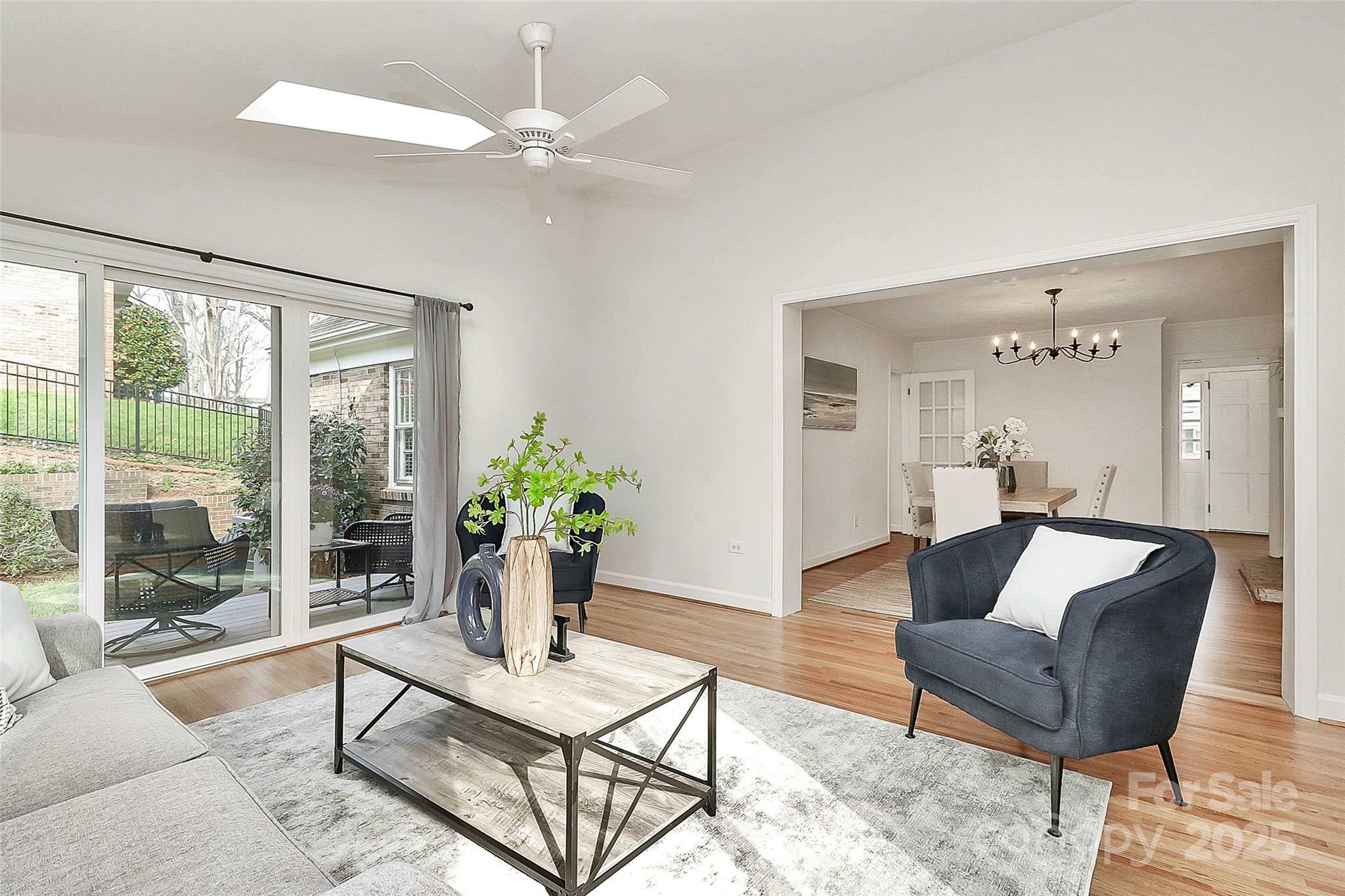 Property Photo: 3828 Chandworth Road NC 28210