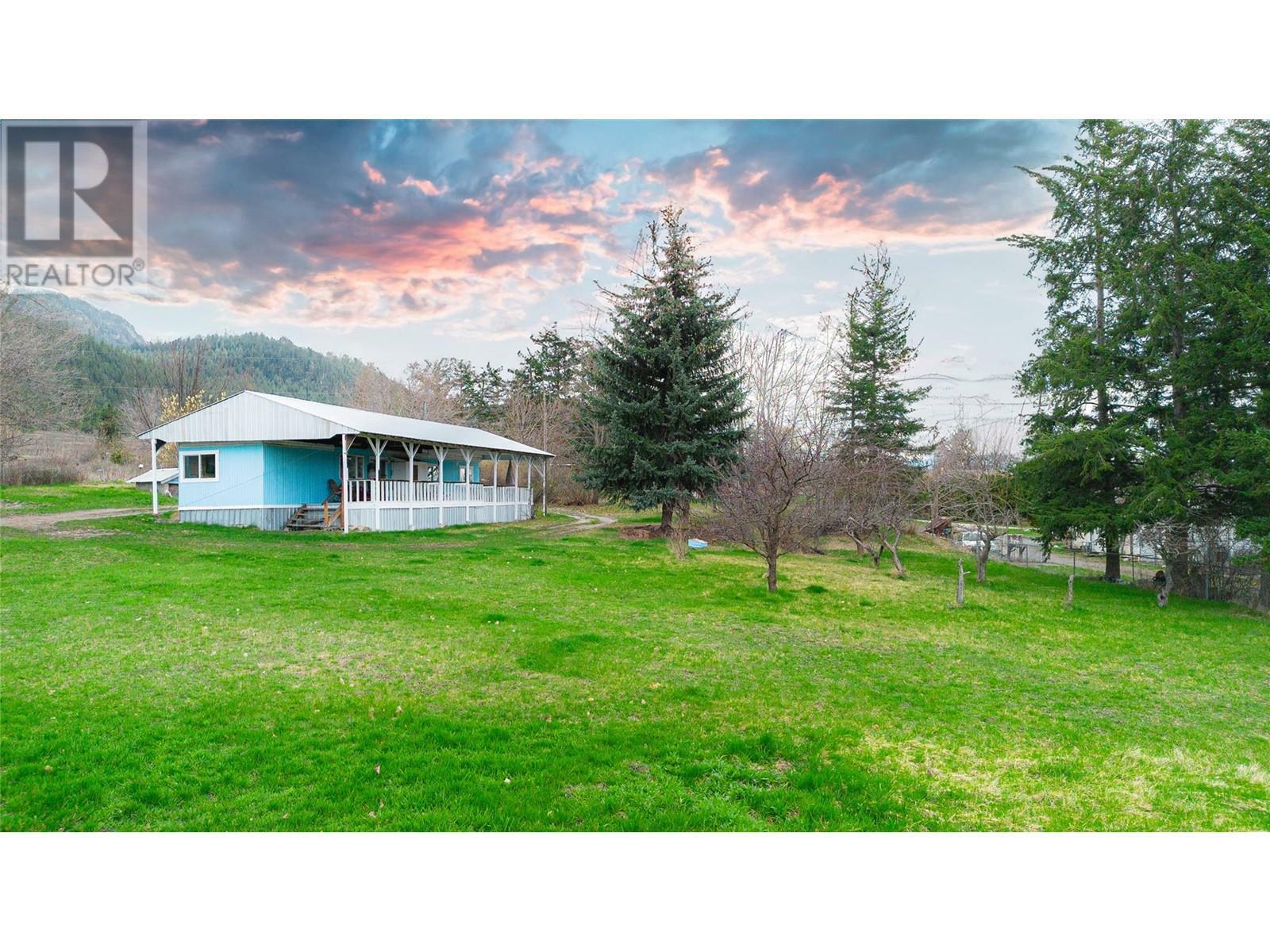 Property Photo: 4893 Poplar Road BC V0E 2P0