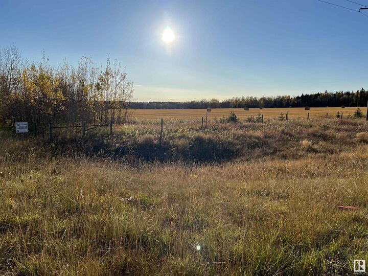 Property Photo:  Hwy 22 (SW-21-49-7-W5)  AB T7A 2A3 