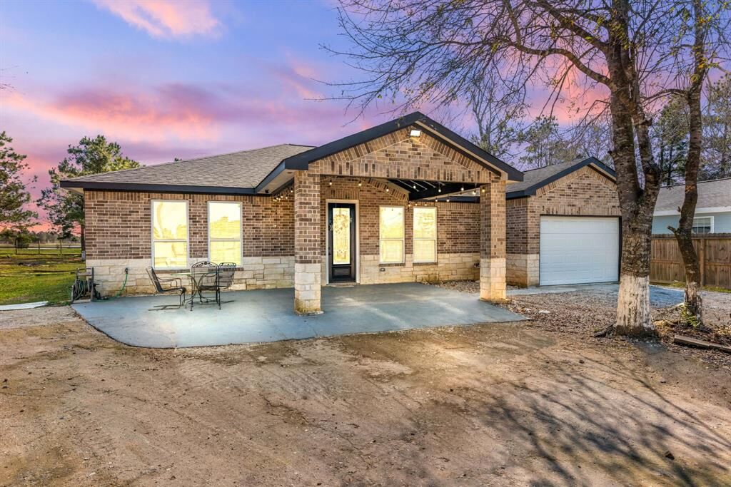 Property Photo:  345 Road 5130  TX 77327 