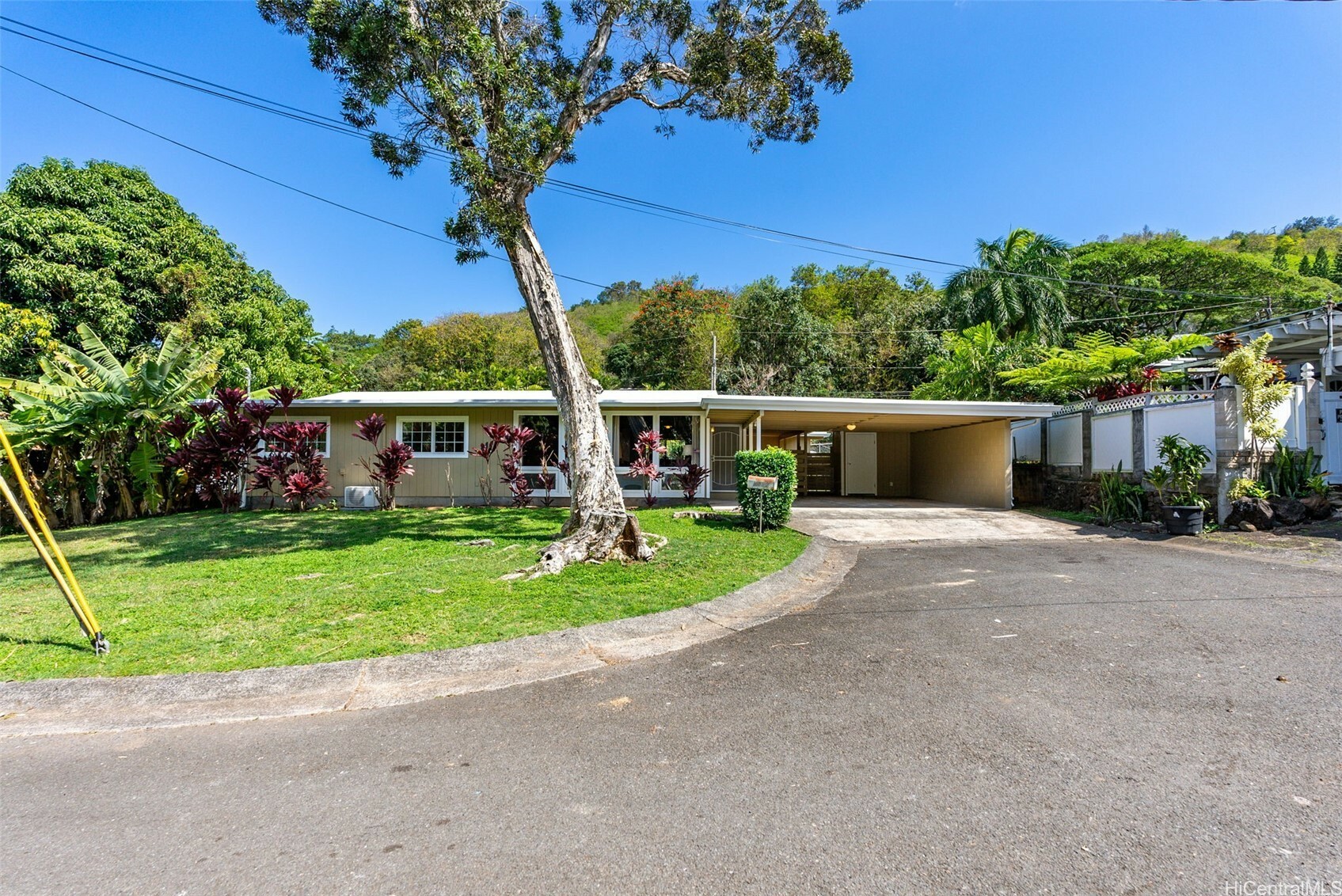 Property Photo:  44-112 Kuakoa Place  HI 96744 