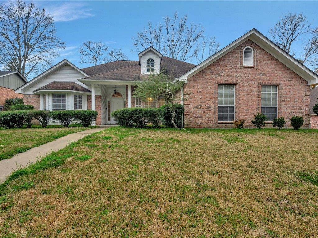 Property Photo: 1416 Champions Drive TX 75901