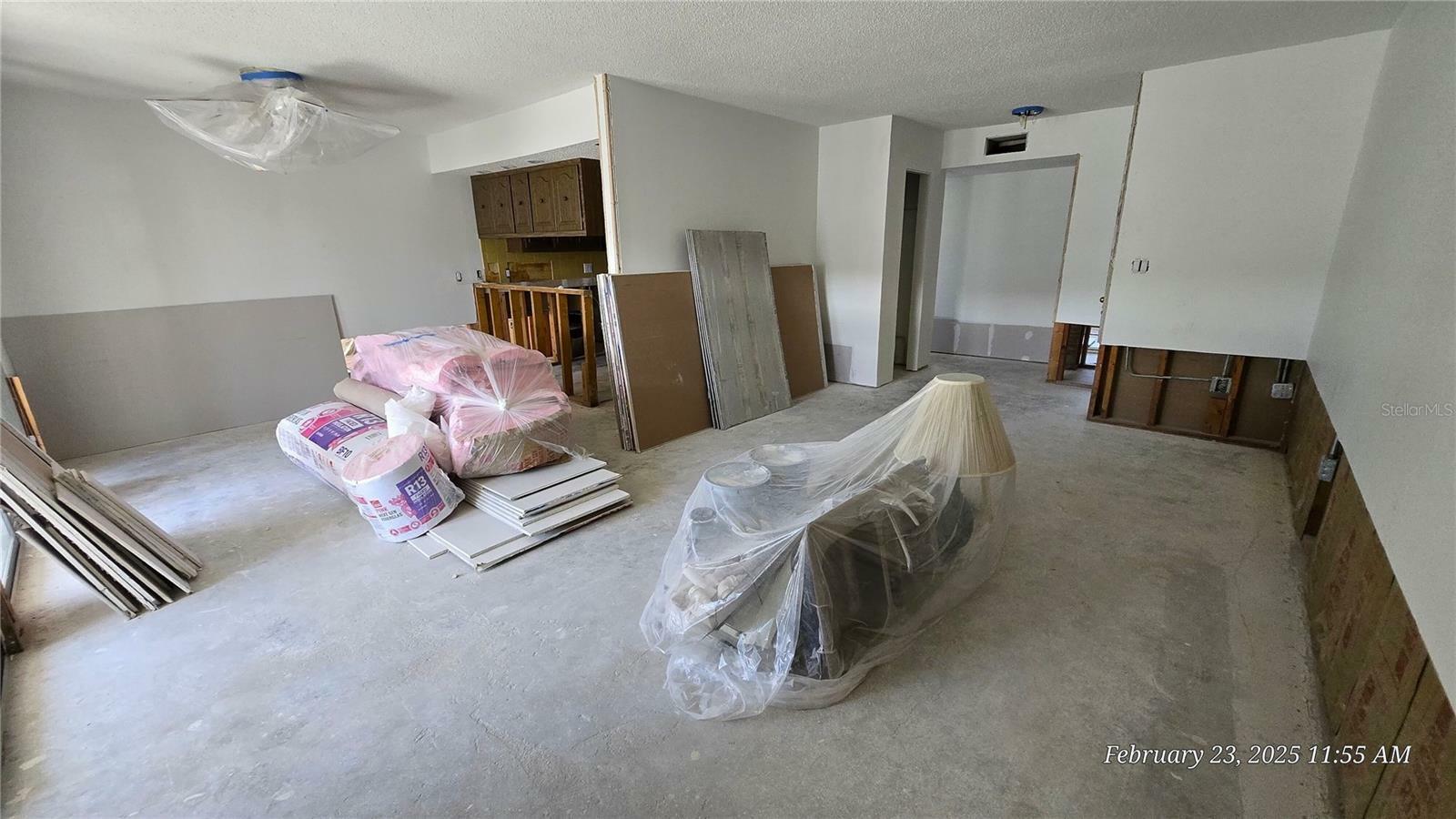 Property Photo:  22333 Edgewater Drive C2  FL 33980 