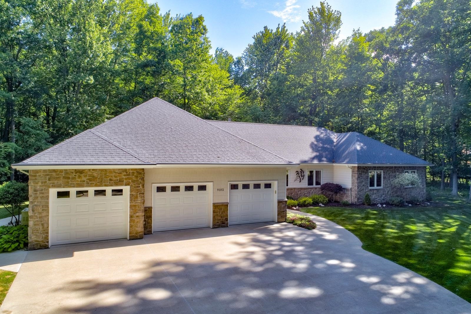 Property Photo:  9102 Old Hickory Lane  MI 48768 