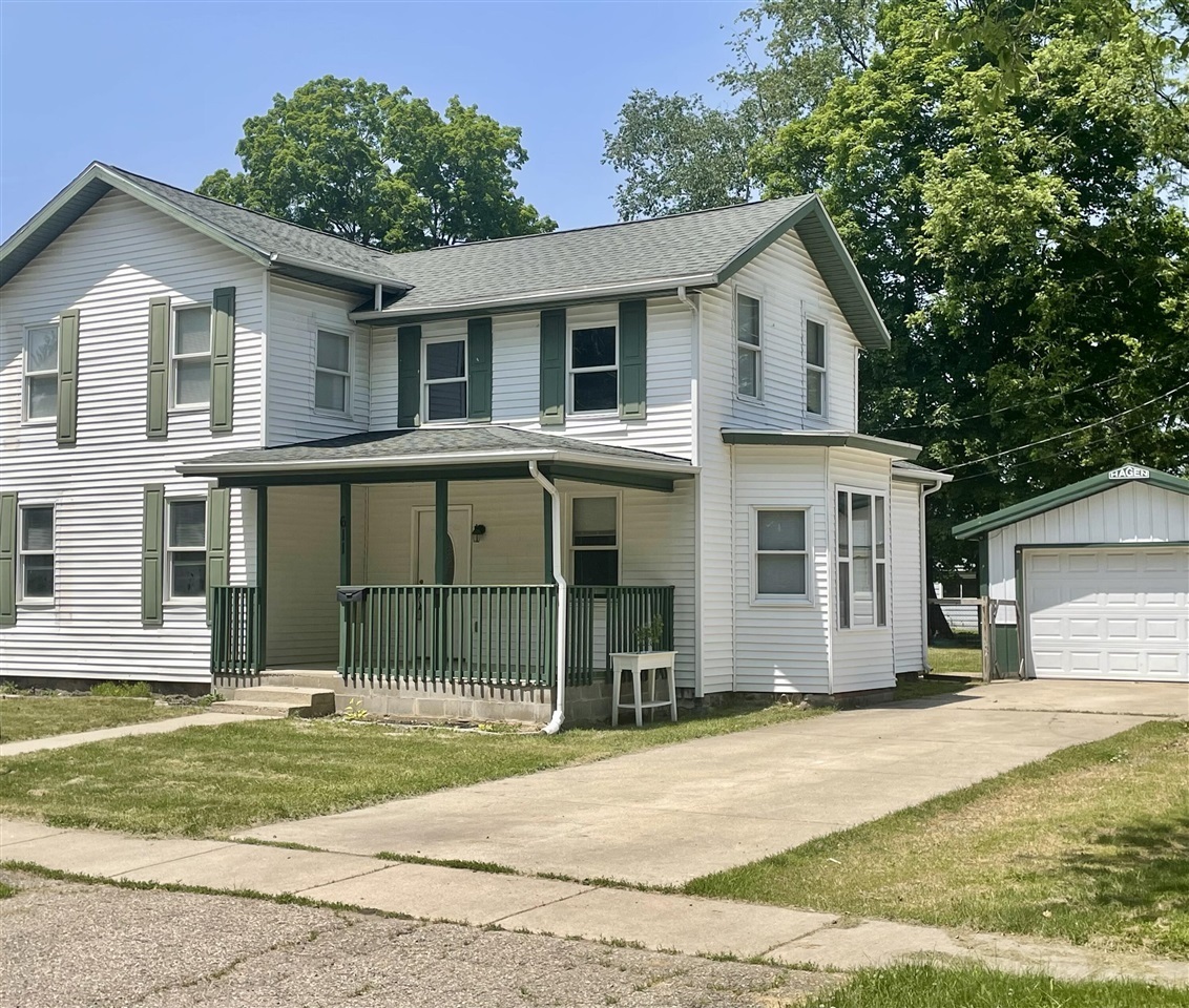 Property Photo: 611 South Street MI 49093