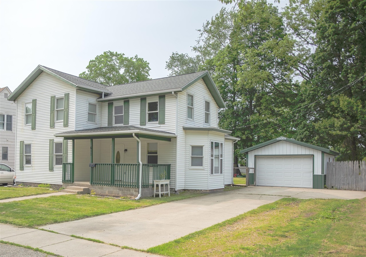 Property Photo:  611 South Street  MI 49093 