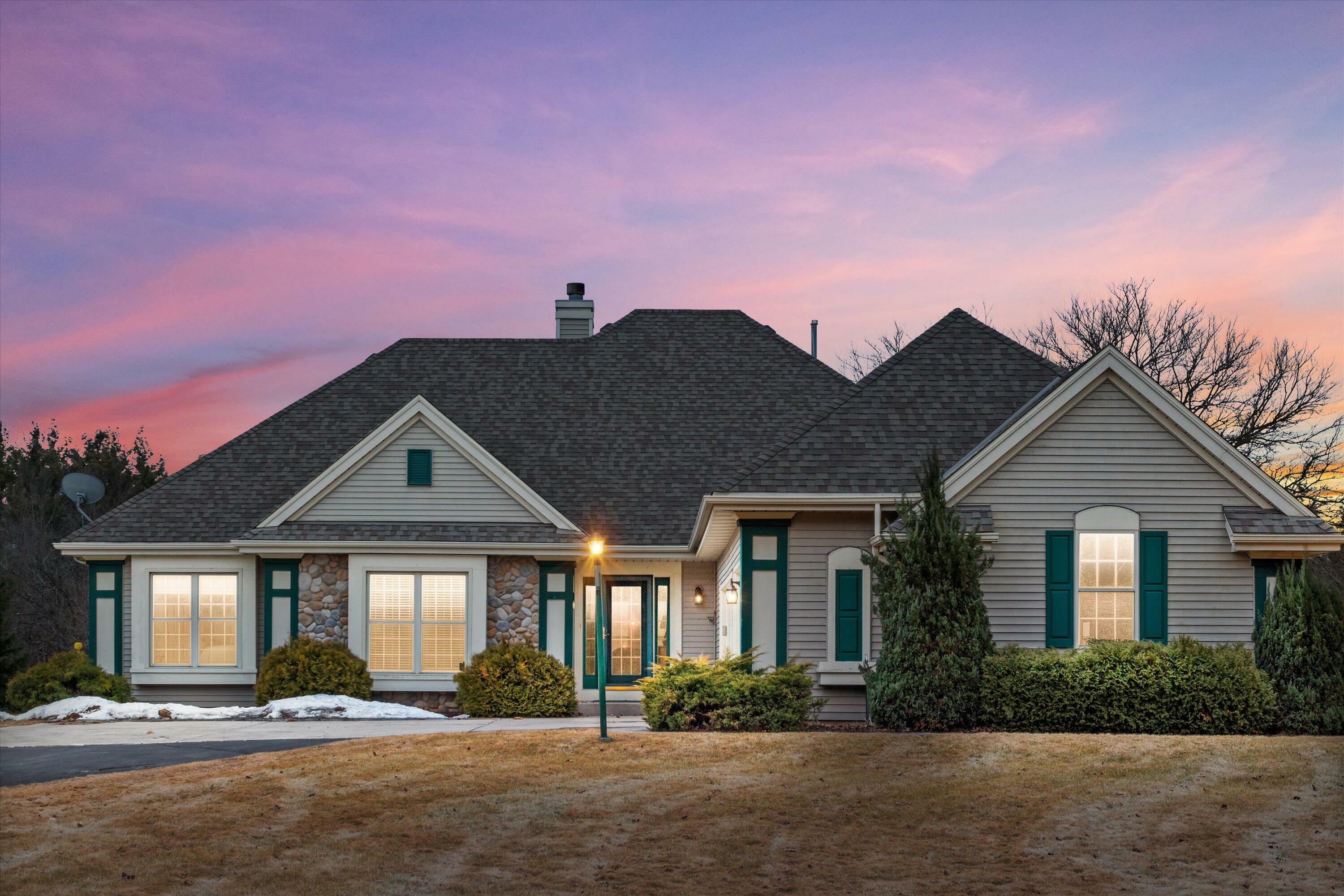 Property Photo: S32w32807 Bethania Ln WI 53118