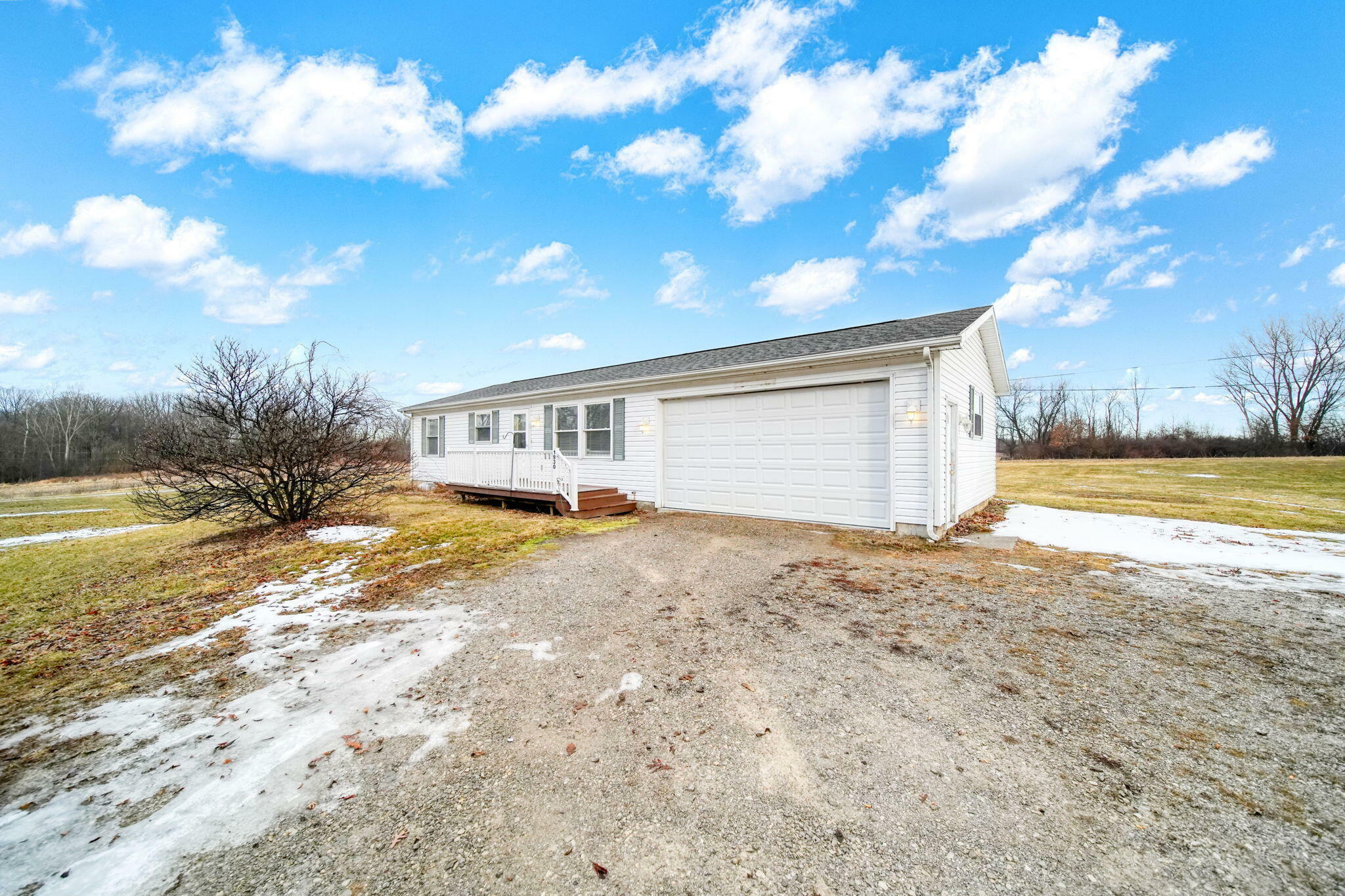 Property Photo:  1930 E Kimmel Road  MI 49201 