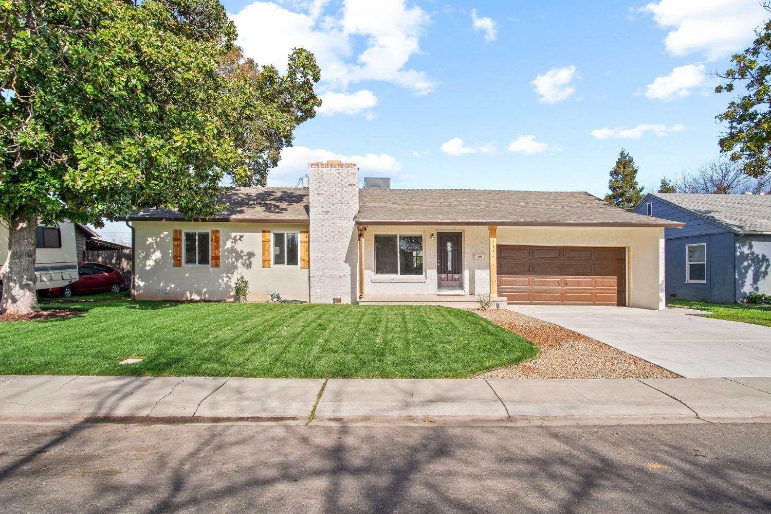 Property Photo:  2351 W Euclid Avenue  CA 95204 