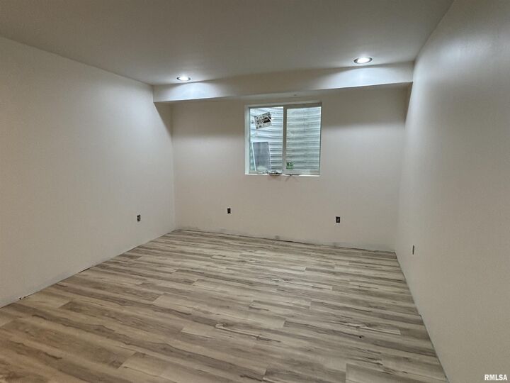 Property Photo: 1819 Zara Trace IA 52732